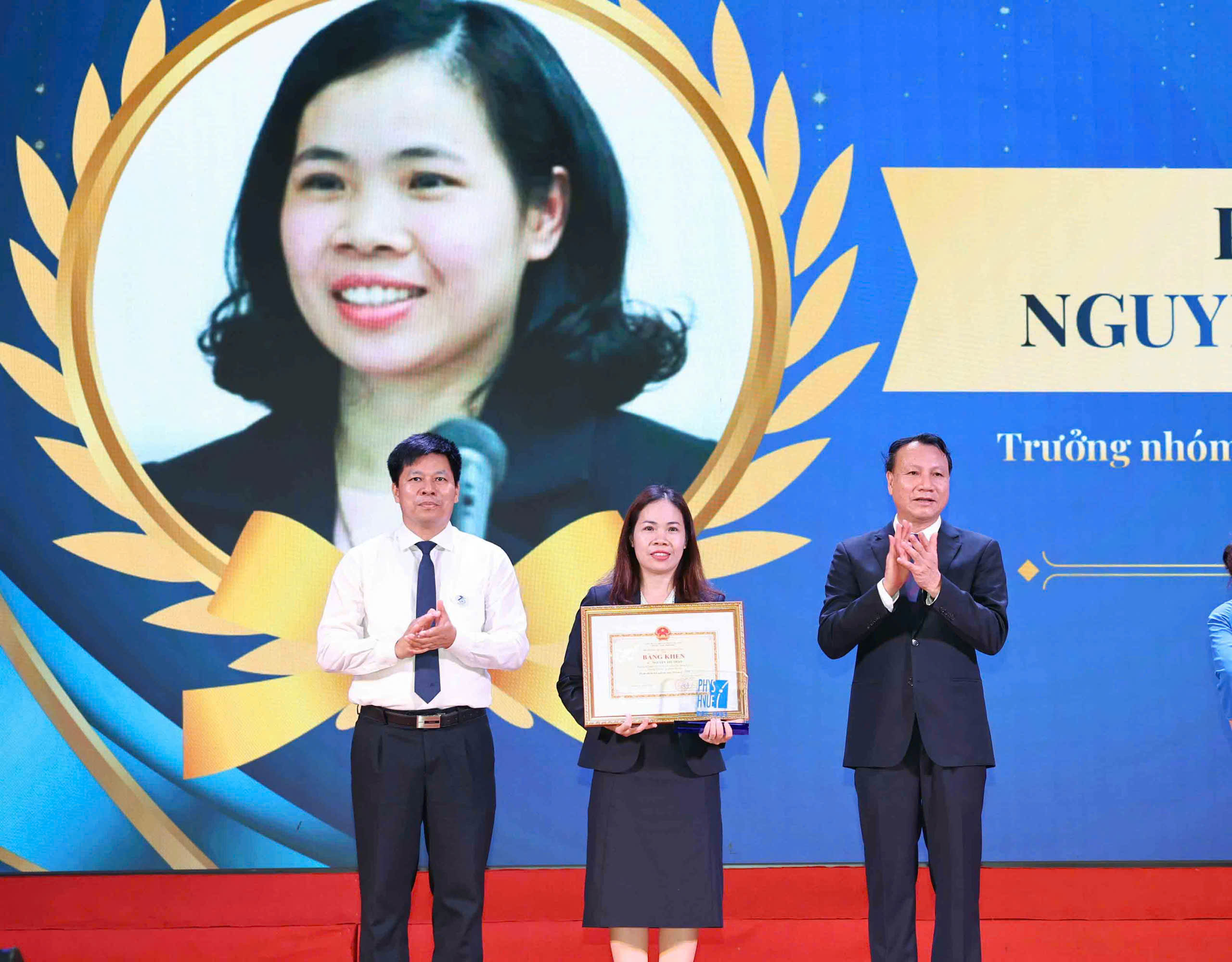 Assoc. Prof. Dr. Nguyen Thi Thao Honored by the Ministry of Education and Training